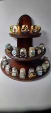 25 COLLECTABLE METAL THIMBLES WITH EMBLEMS AND STAND