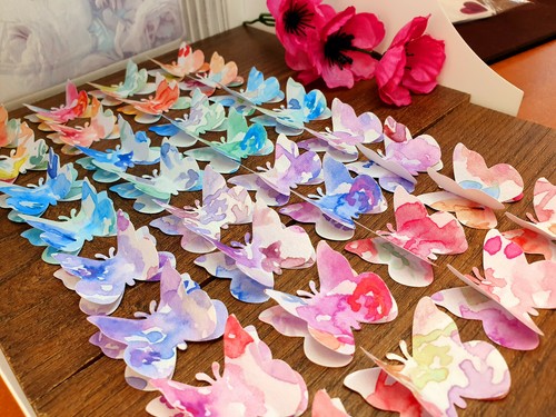 32no paper butterflies - 32no, lg