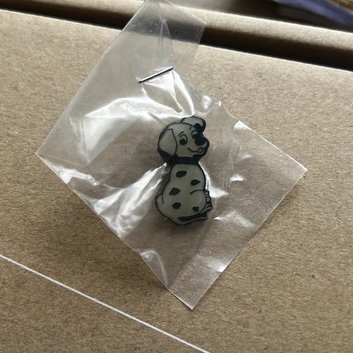 Disney dalmatian dog - dalmatian, pin