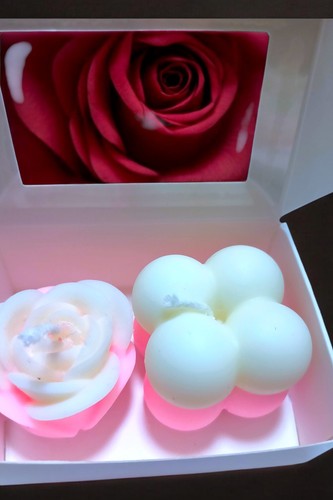 Bubble candle and flower pink - and,