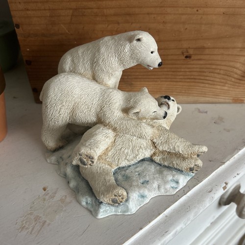 Resin figures polar bears - if,
