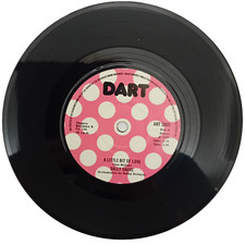 SALLY SAGO - A LITTLE BIT OF LOVE / STOP - ( UK ) - DART - 1975