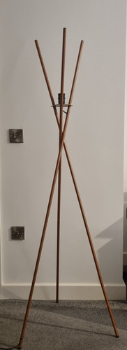 Copper metal tripod floor - copper,