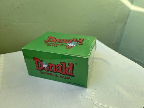 Block chewing gum - of, donald