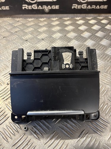 Audi front center - front,