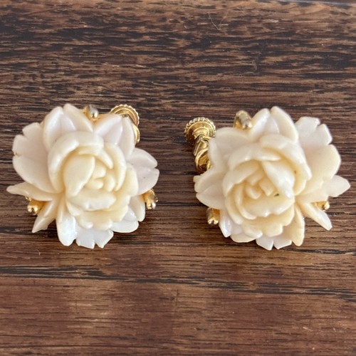 Vtg goldette flower earrings - vtg,