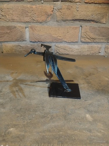Welded bird out - out, of