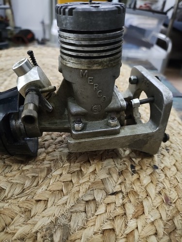 Merco model aircraft engine - 61,