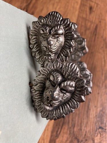 Wylder metal lion - wylder, curtain