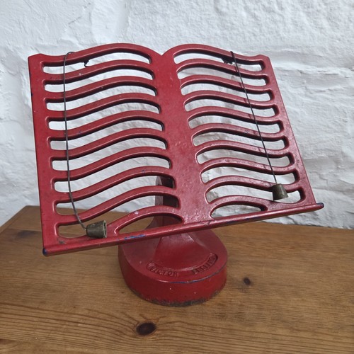 Victor england red - red, cast