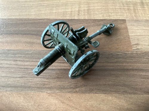 Vintage field gun - field,