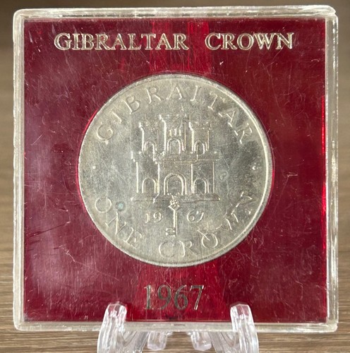 Gibraltar crown castle key - castle,