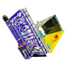 ⁺ T-Design Feeding Area