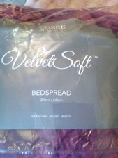 Cozee Home Shiraz Filled Bedspread, velvet soft 260x250 New