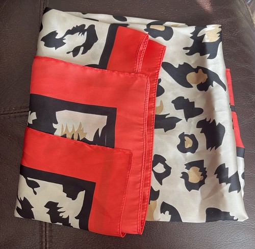 Leopard print and red - print,