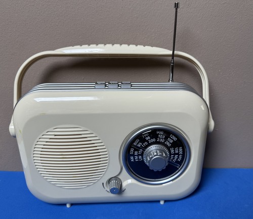 Small retro radio white - ,