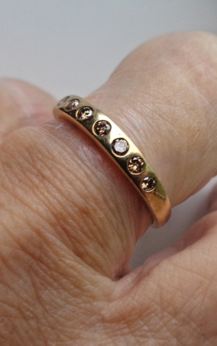 Gold cinnamon diamond ring 9ct - cinnamon,