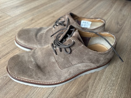 Clarks freely turn men - freely,