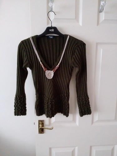 Ribbed jumper unusual - 12,