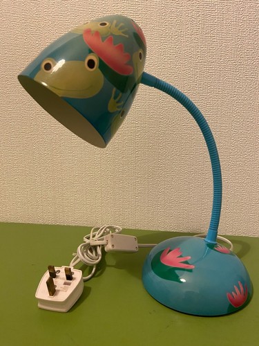 Pylones frog desk - , enamel