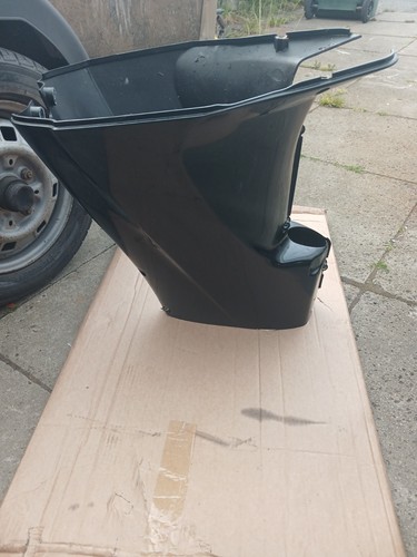 Mercury 40hp outboard lower - mercury,