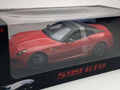 Hot wheels elite ferrari - hot,