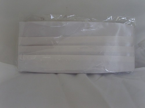 Shiny light ivory off white - light,