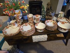 ANTIQUE WELLINGTON CHINA TEA