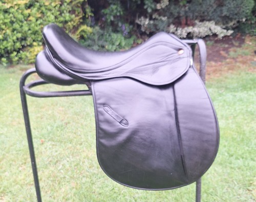 Black saddle company - black,