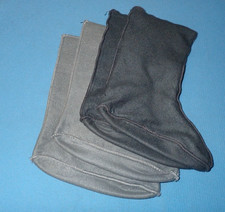 2 pairs of undershirt socks