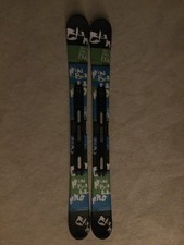 Skis