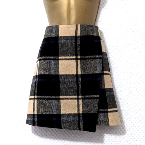 Bnwt black camel plaid check - black,