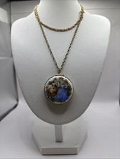 Vintage Enamel locket 1950/70s