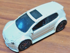 Hot Wheels Volkswagen Golf Gti