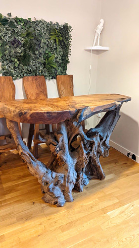 Stunning live edge - edge, solid