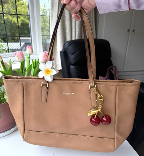 Coach tan shoulder bag - coach,