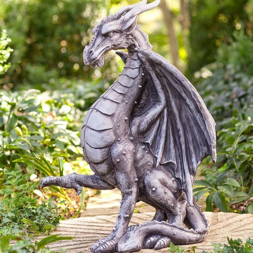 Gigantic dragon statue - √,
