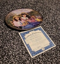 Vintage Bradex China Plate : Sisters Share a Bouquet of Love by Chantal Poulin