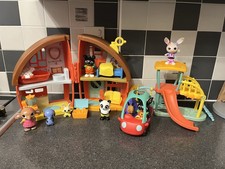 Bing Bunny Fold Out House & Park Playset Plus Flops Car & Figures Bundle
