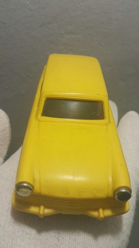 Vintage opel rekord caravan - vintage,