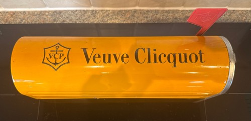 Veuve clicquot mail - us, limited
