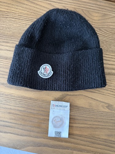 Moncler black knit beanie hat - black,
