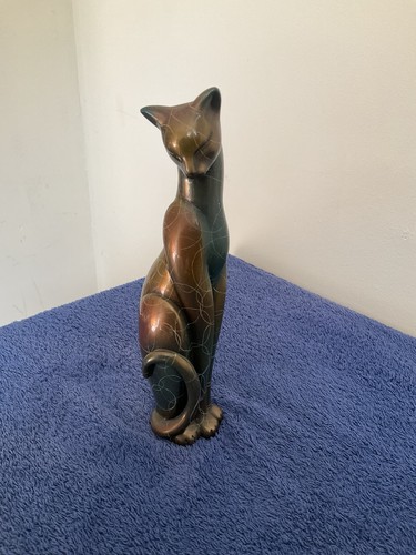 Veronese bronze effect resin