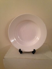 Maxwell & Williams White Basics Ribbed Salad/Pasta Bowl 23cm Dia Used Ex Con
