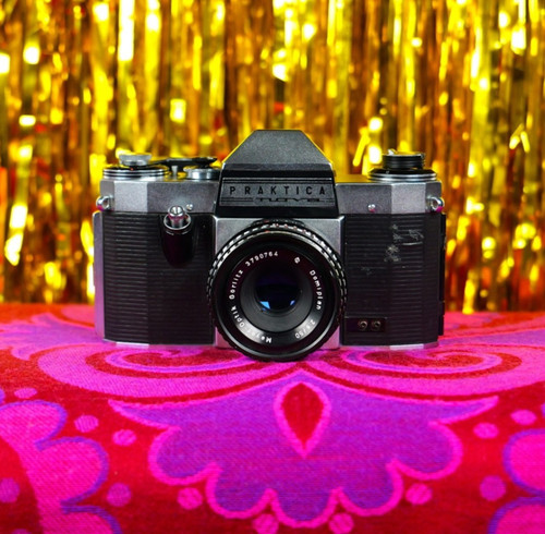 Vintage praktica nova - vintage, analog