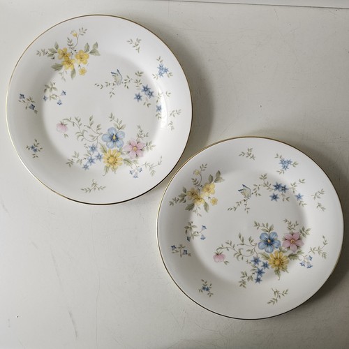 One 27cm royal doulton - one,