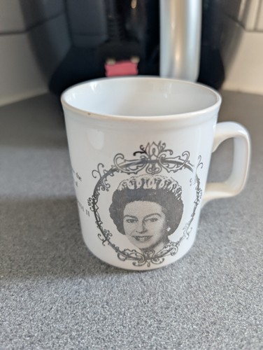Royal commemorative mug - commemorative, hm