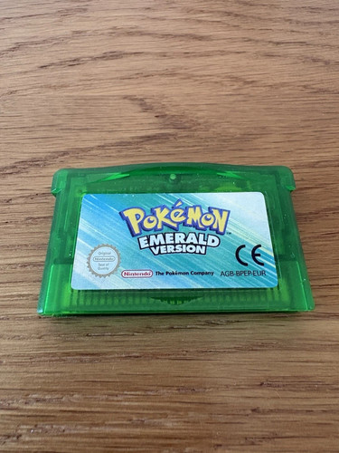 Genuine pokemon emerald - genuine,