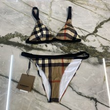 Burberry Exaggerated Vintage