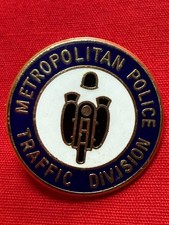 REPAIRED Metropolitan Police Traffic Division London England Hat Pin Lapel Pin P